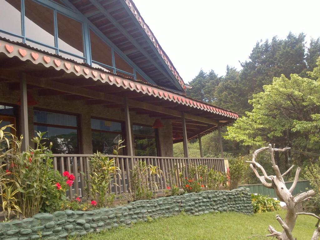 Hostel Villa Verde Monteverde Esterno foto