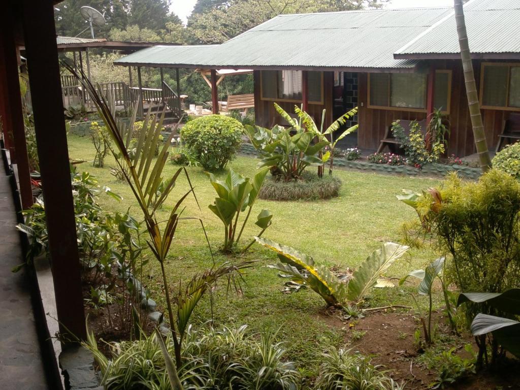 Hostel Villa Verde Monteverde Esterno foto